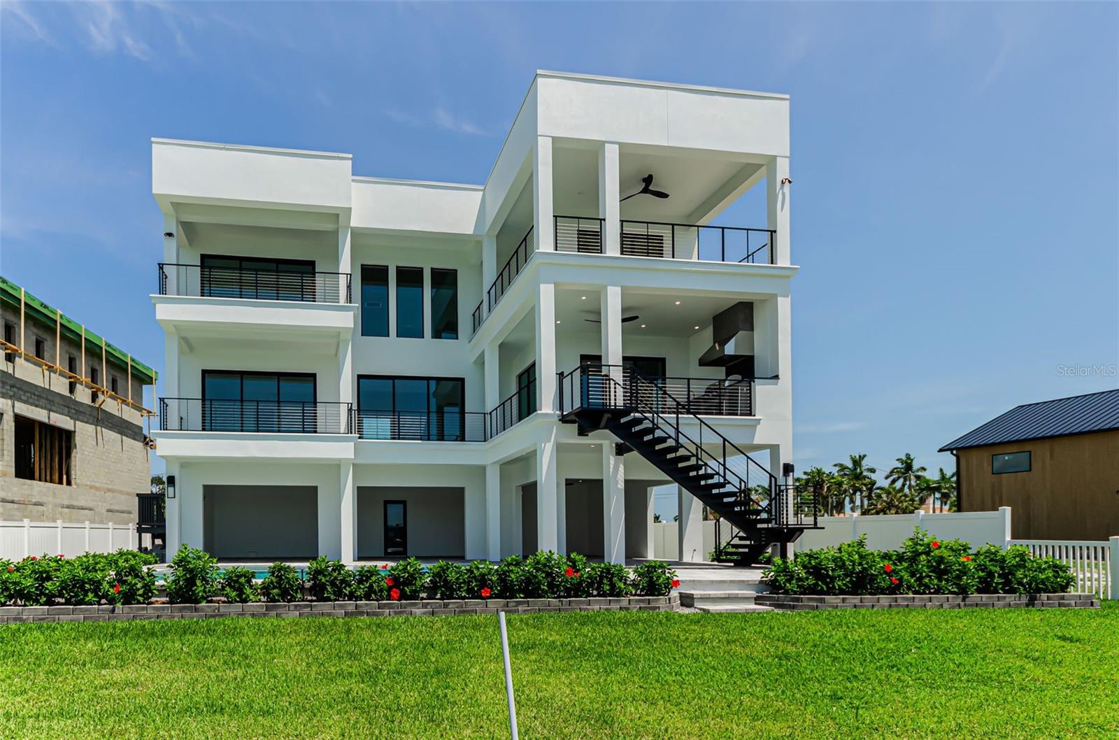 43 DOLPHIN DR, TREASURE ISLAND, FL — photo 3