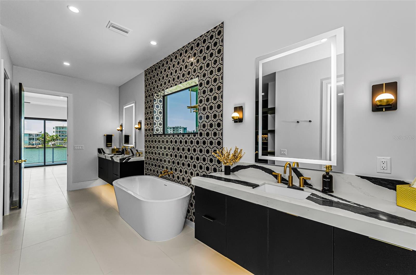 43 DOLPHIN DR, TREASURE ISLAND, FL — photo 40