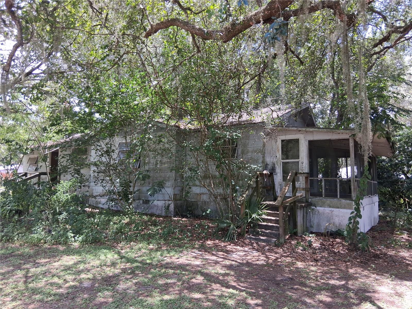 16716 E FORT KING ST, SILVER SPRINGS, FL — photo 12