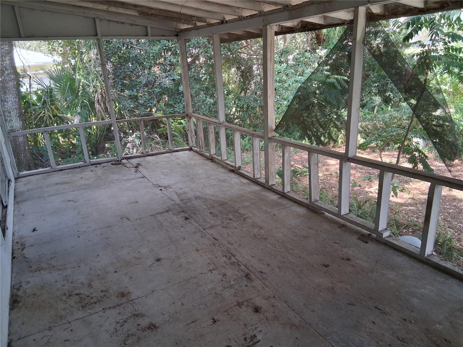 16716 E FORT KING ST, SILVER SPRINGS, FL — photo 10