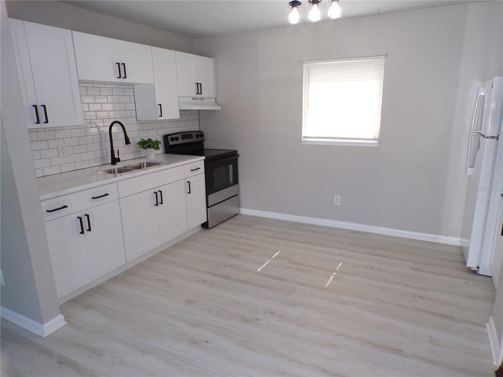 1878 TROTTER RD, LARGO, FL — photo 5