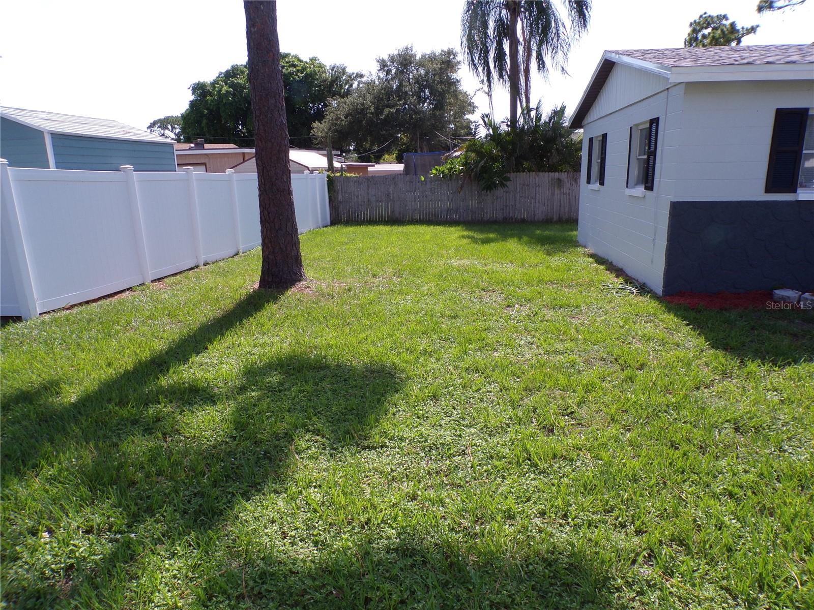 1878 TROTTER RD, LARGO, FL — photo 20