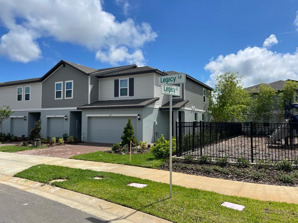 407 LEGACY LOOP, DAVENPORT, FL — photo 3