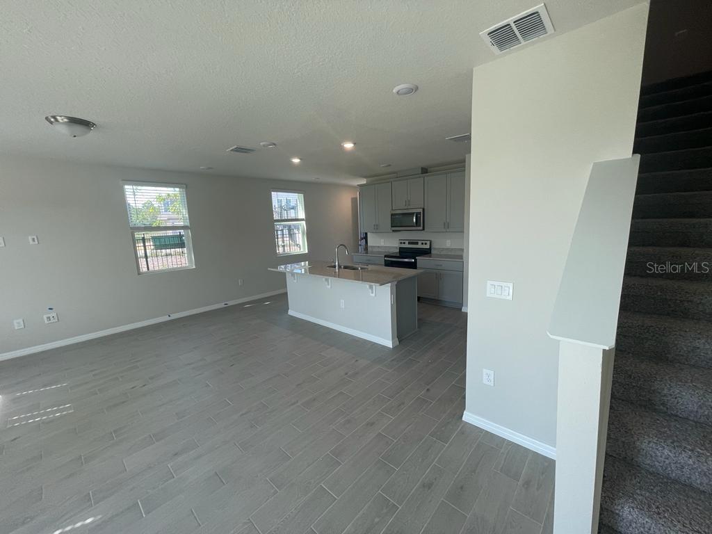 407 LEGACY LOOP, DAVENPORT, FL — photo 10