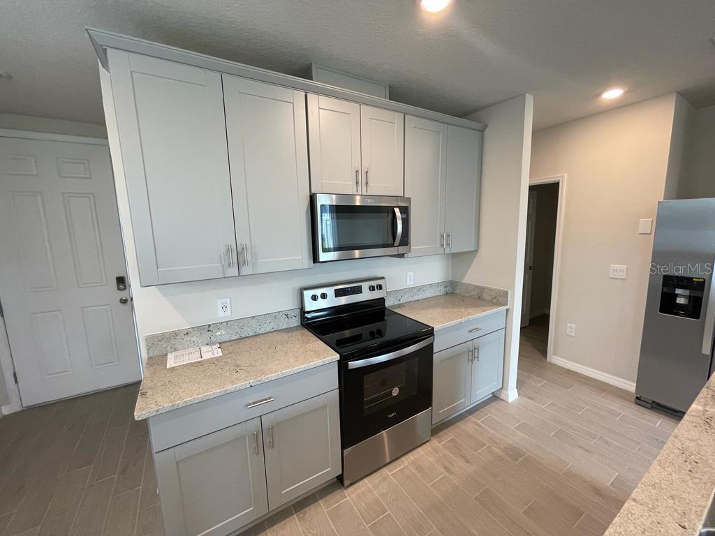 407 LEGACY LOOP, DAVENPORT, FL — photo 11
