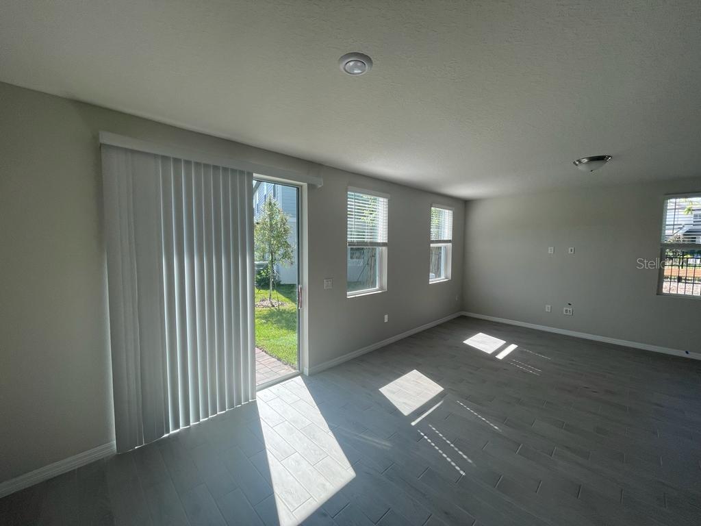 407 LEGACY LOOP, DAVENPORT, FL — photo 17