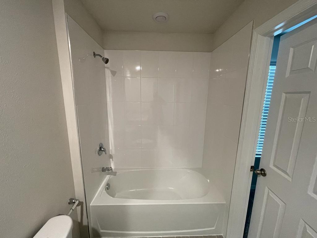 407 LEGACY LOOP, DAVENPORT, FL — photo 39