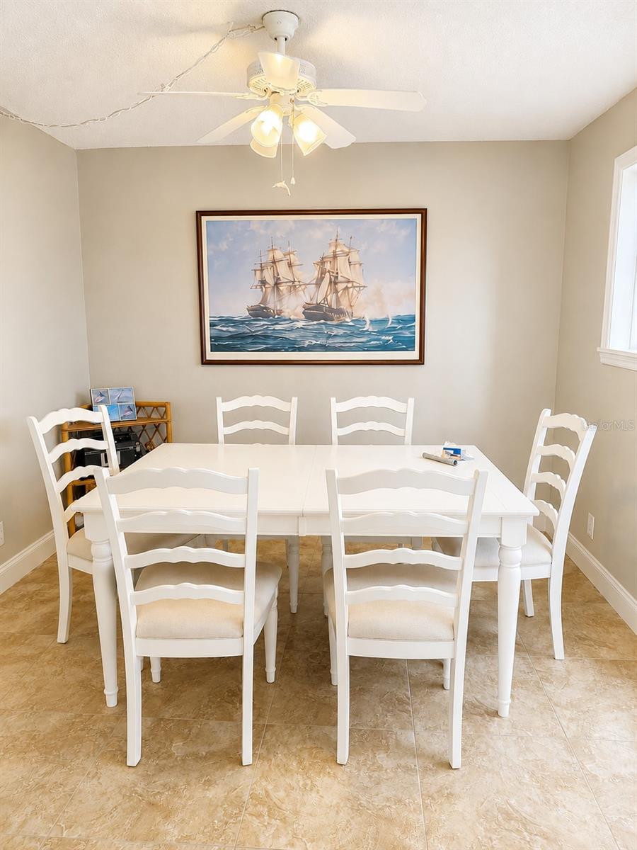 1 KEY CAPRI #102W, TREASURE ISLAND, FL — photo 4
