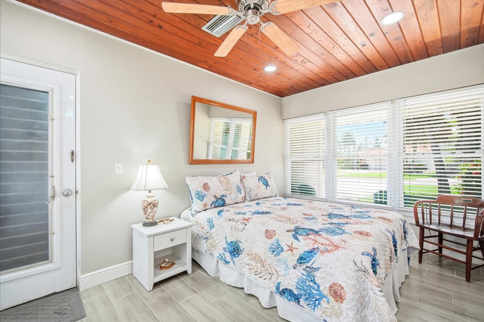 206 75TH ST, HOLMES BEACH, FL — photo 16