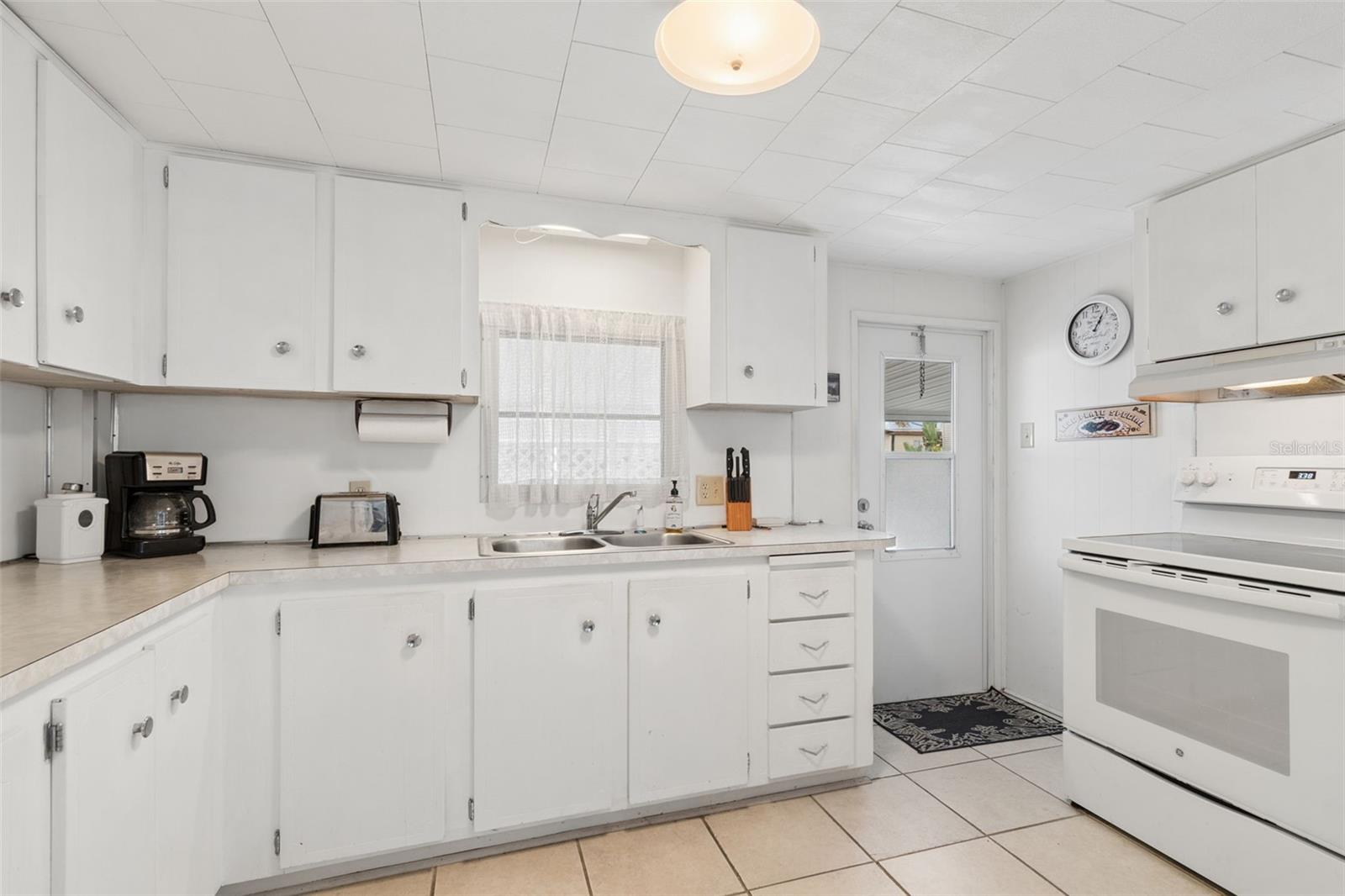 18675 US HIGHWAY 19 N #116, CLEARWATER, FL — photo 7