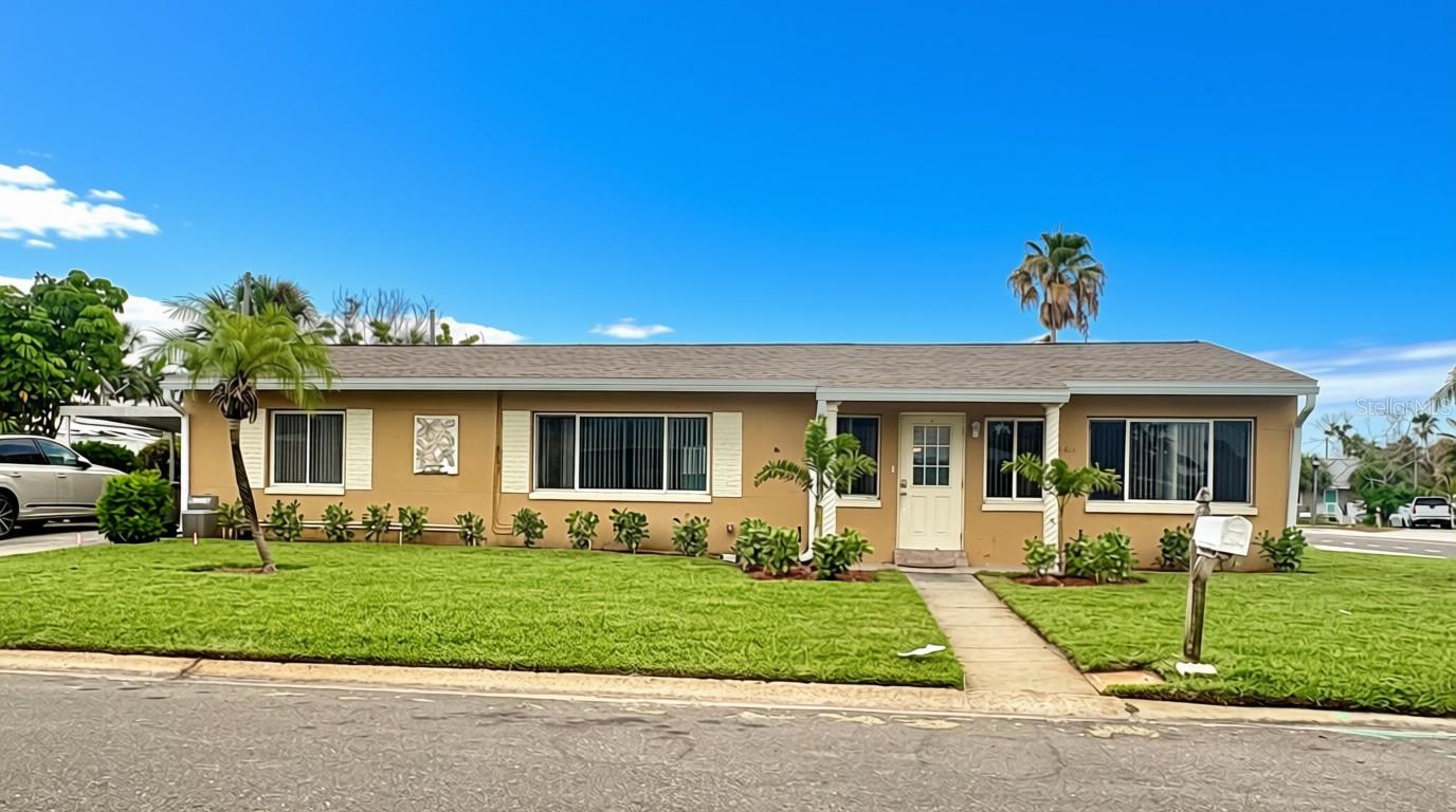 360 72ND AVE, ST PETERSBURG, FL — photo 2