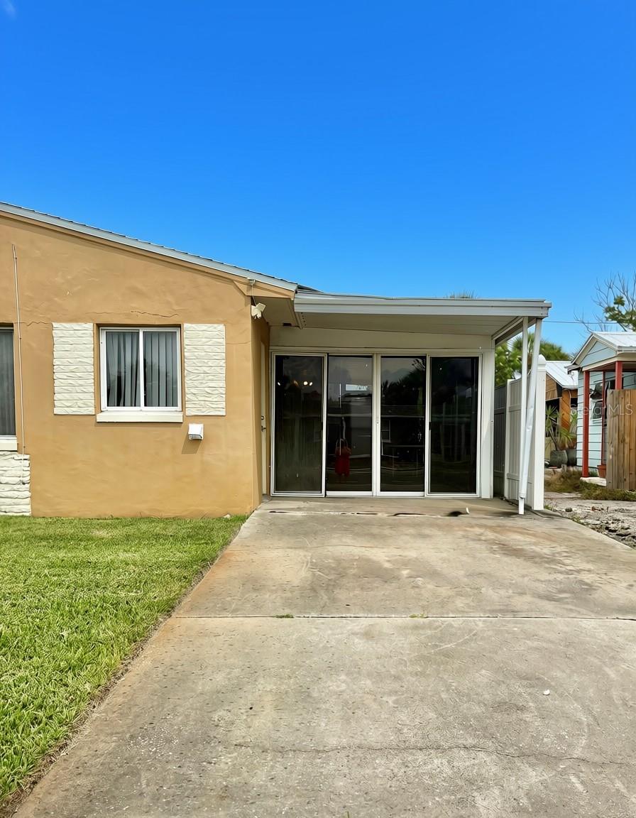 360 72ND AVE, ST PETERSBURG, FL — photo 4