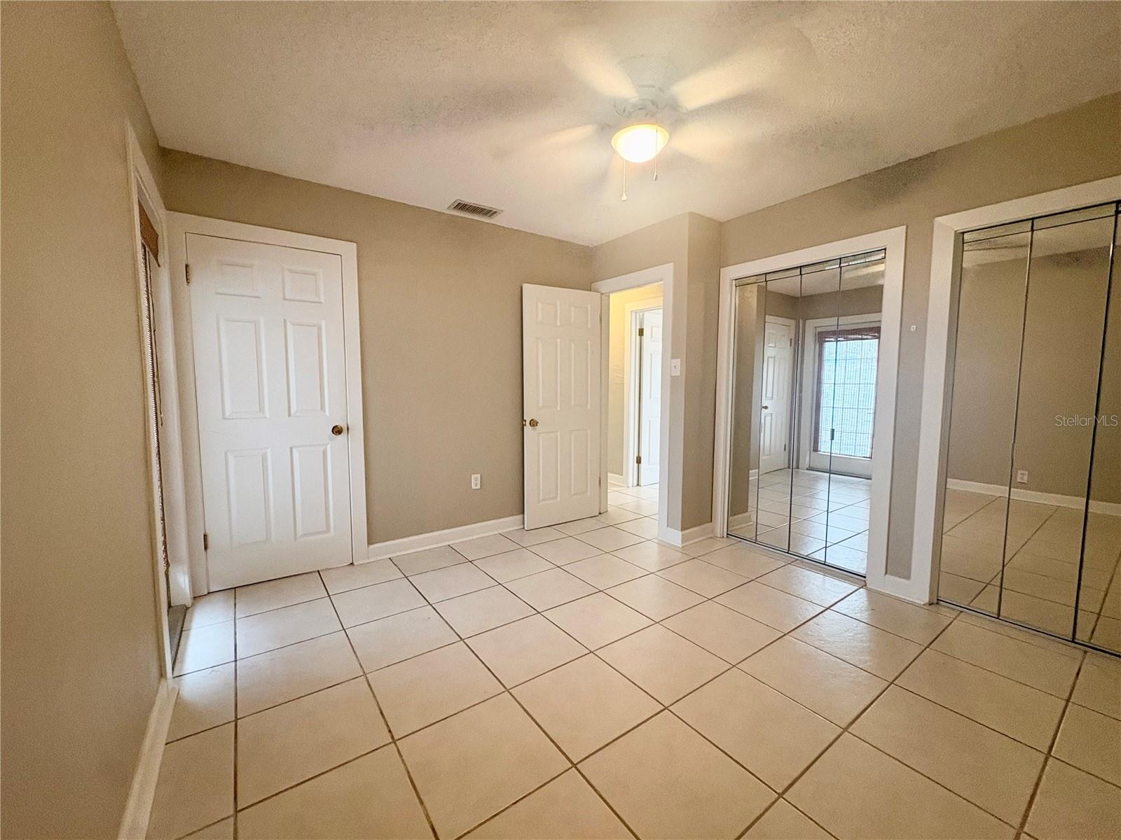 360 72ND AVE, ST PETERSBURG, FL — photo 11