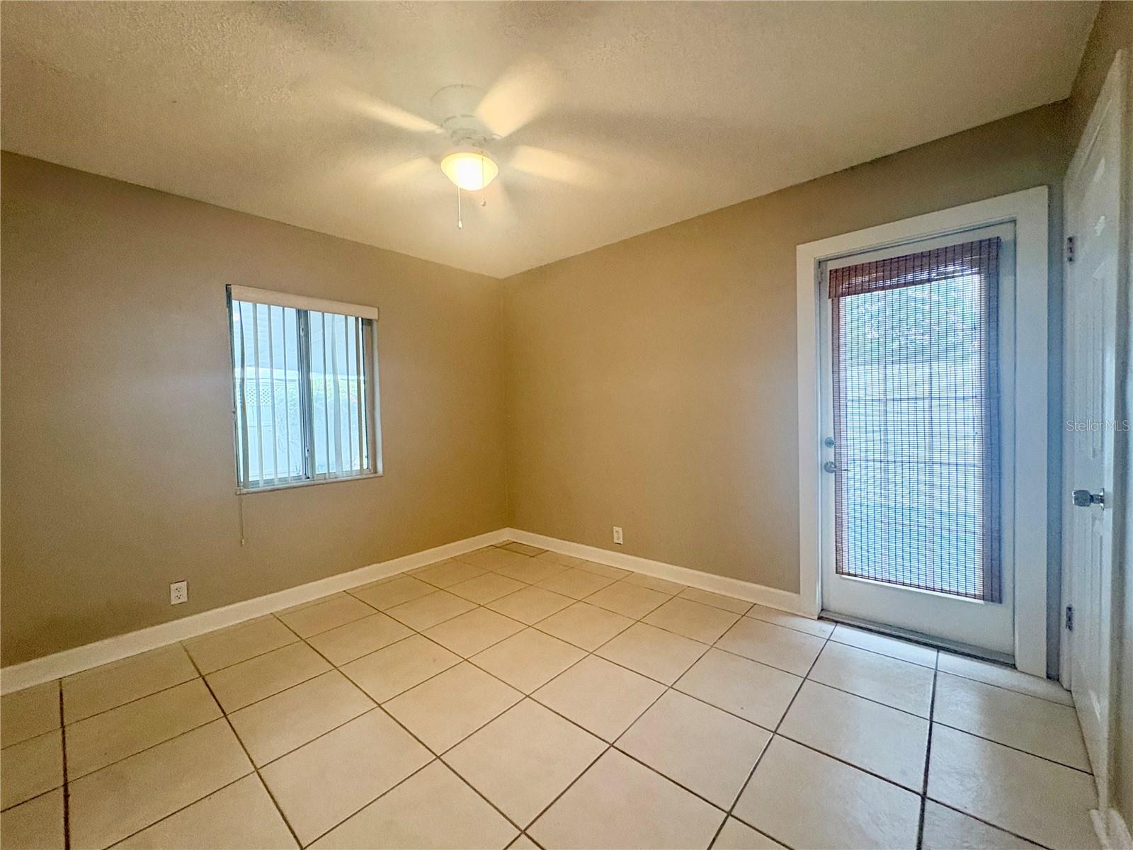 360 72ND AVE, ST PETERSBURG, FL — photo 12