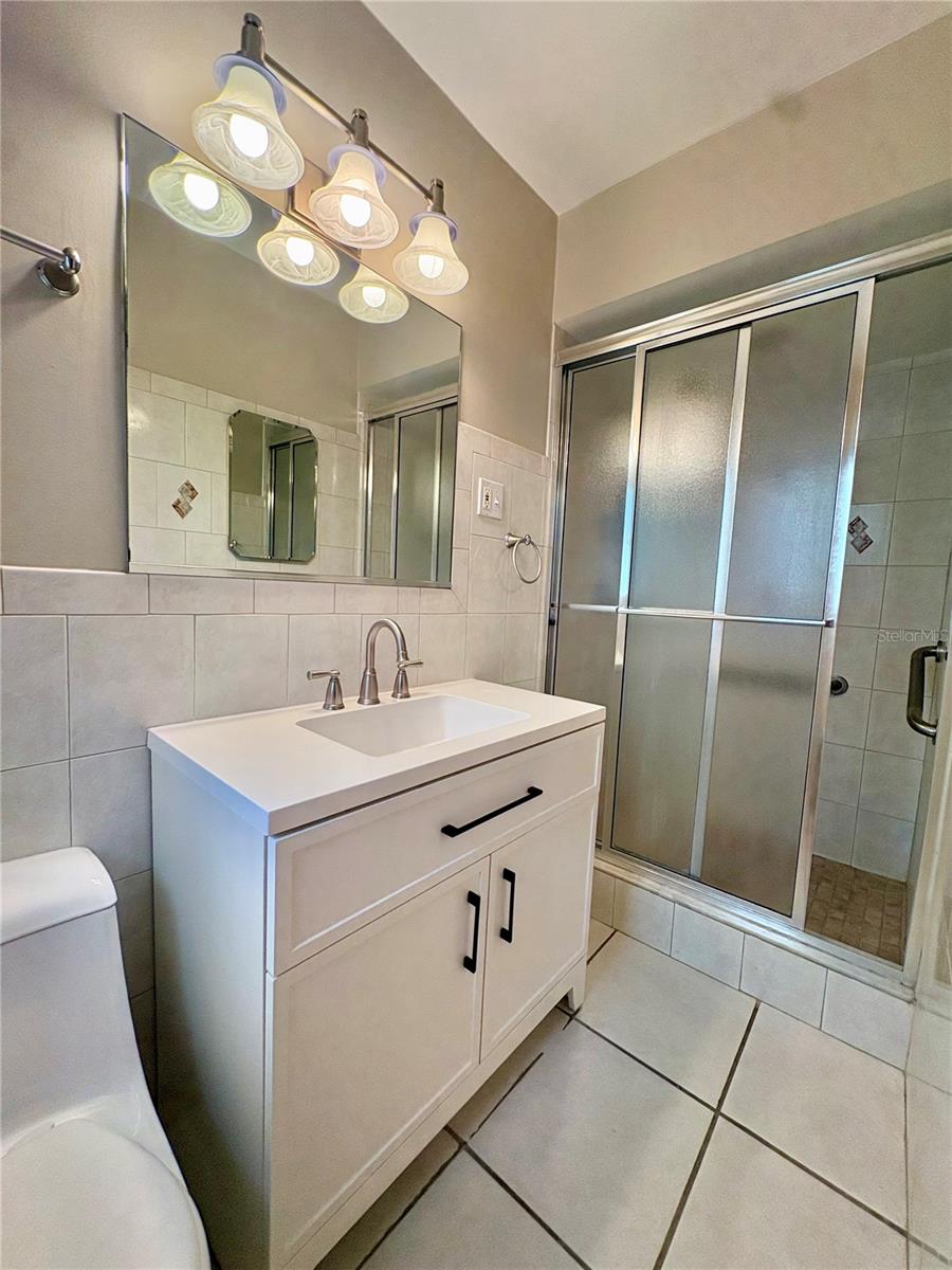 360 72ND AVE, ST PETERSBURG, FL — photo 14