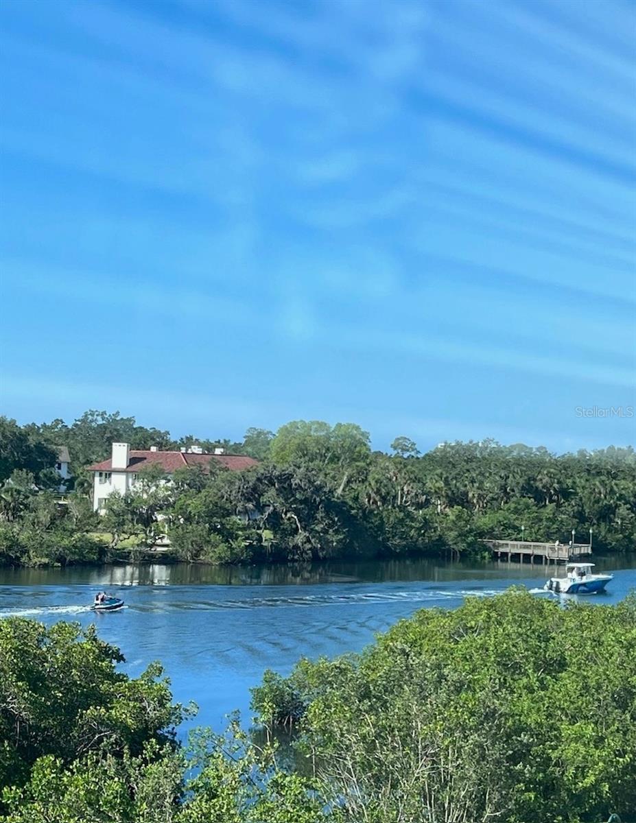5569 CANNES CIR, SARASOTA, FL — photo 14