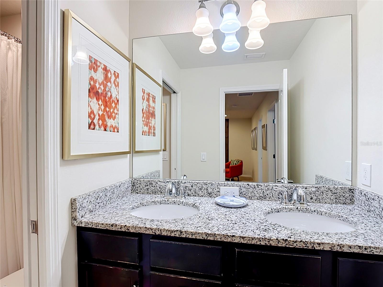 8899 GENEVE CT, KISSIMMEE, FL — photo 15