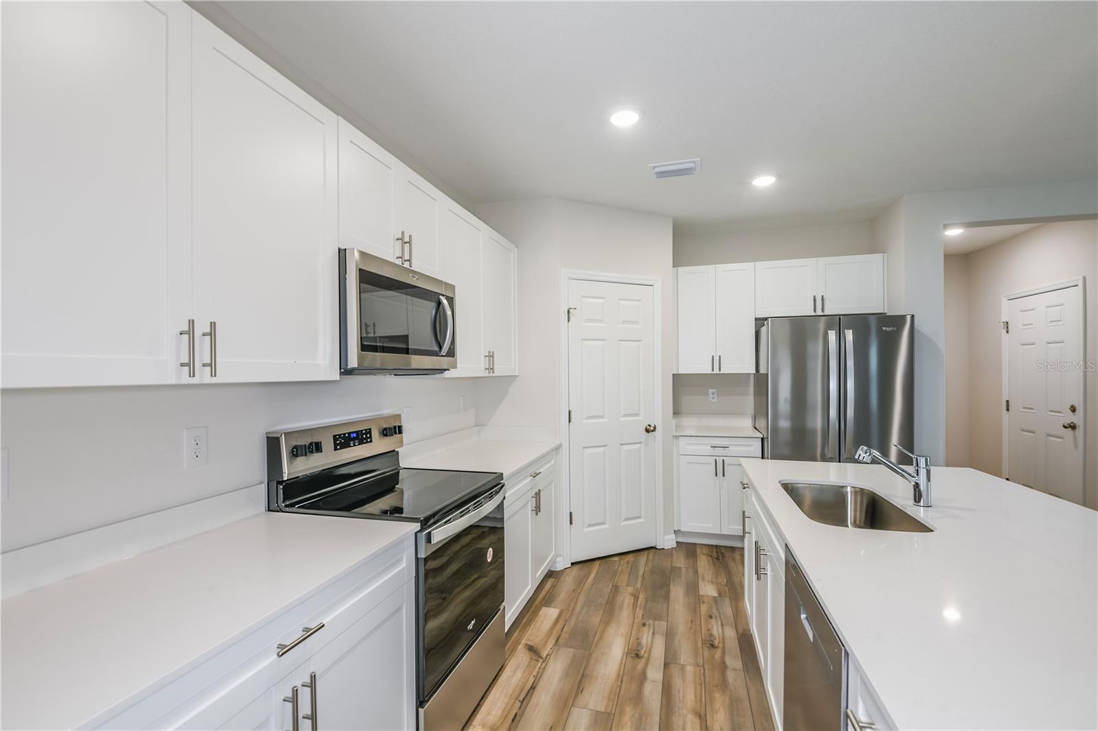 9892 PELICAN COAST DR, DADE CITY, FL — photo 10