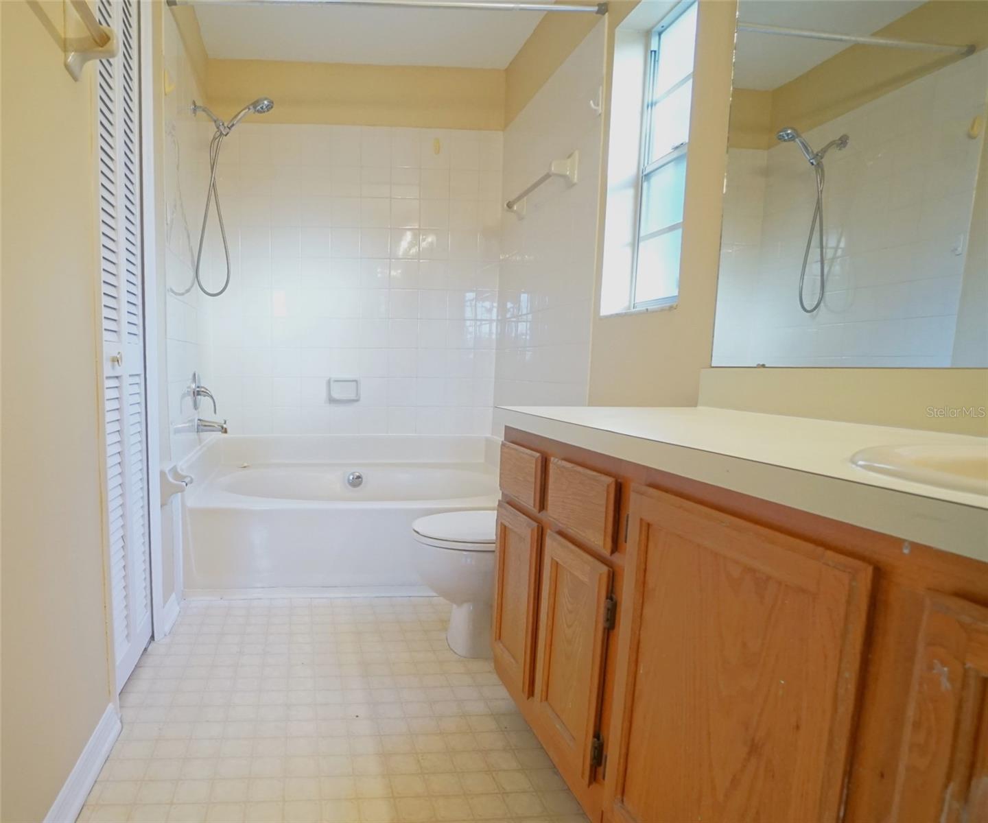 2263 FLETCHERS POINT CIR, TAMPA, FL — photo 18
