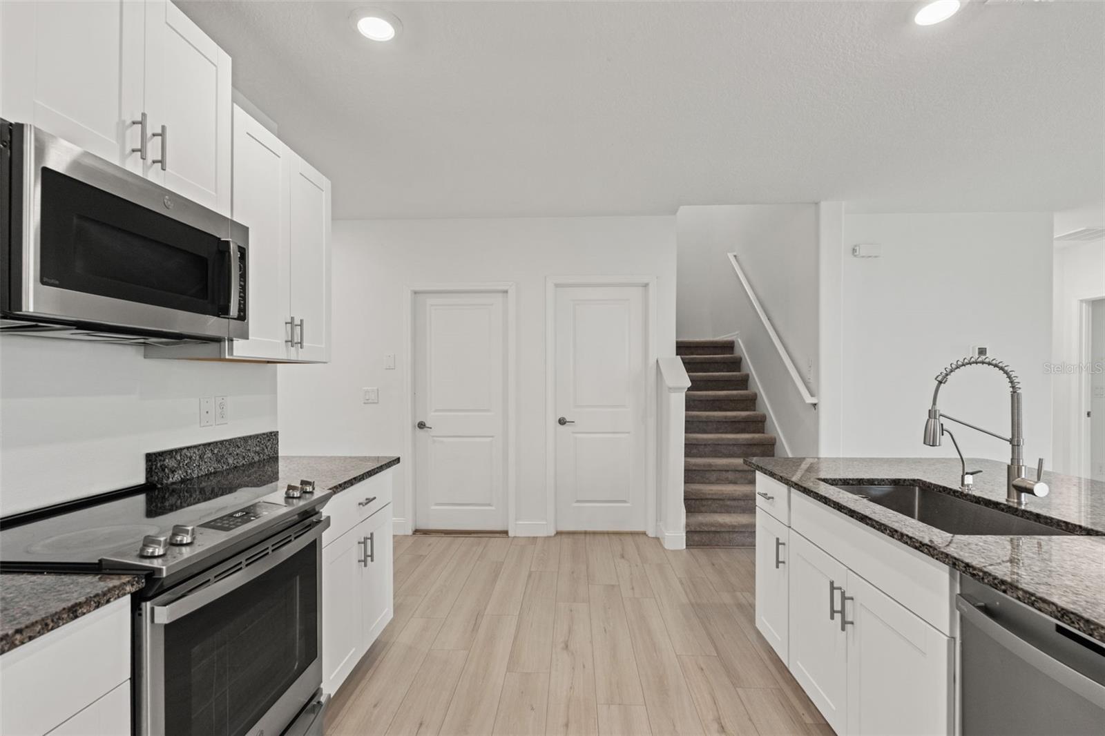 9663 BRANCHING SHIP TRCE, WESLEY CHAPEL, FL — photo 16