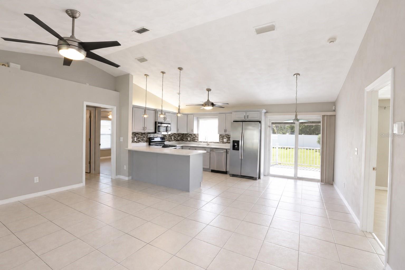 4 SEVERN CT, PALM COAST, FL — photo 3