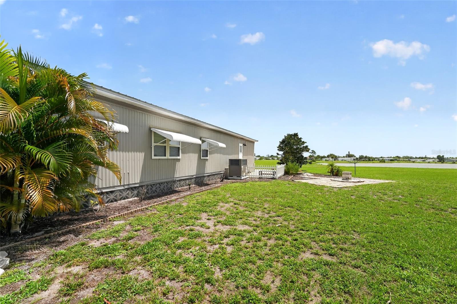 7424 WIDNESS LN, PORT CHARLOTTE, FL — photo 11
