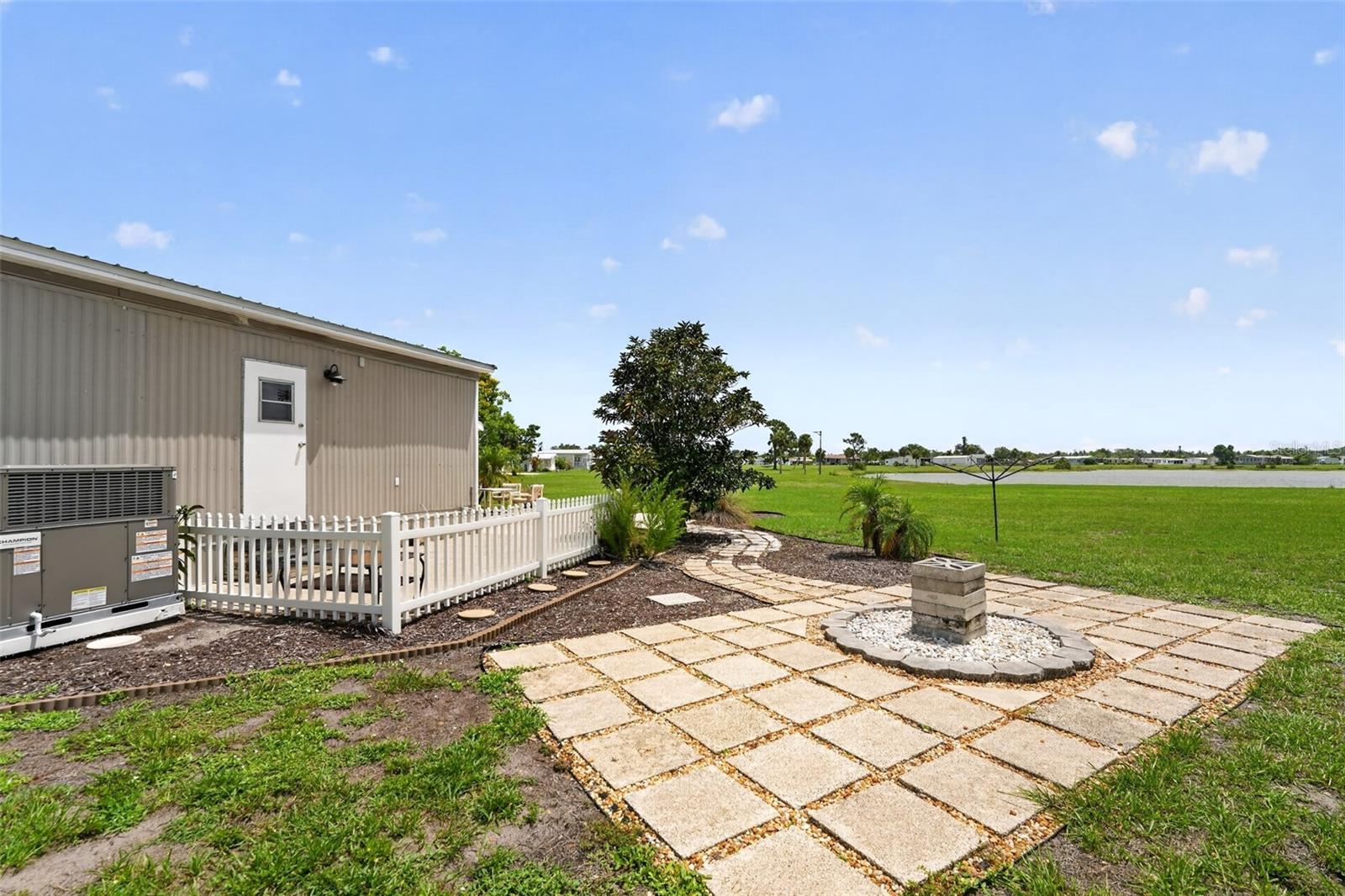 7424 WIDNESS LN, PORT CHARLOTTE, FL — photo 12