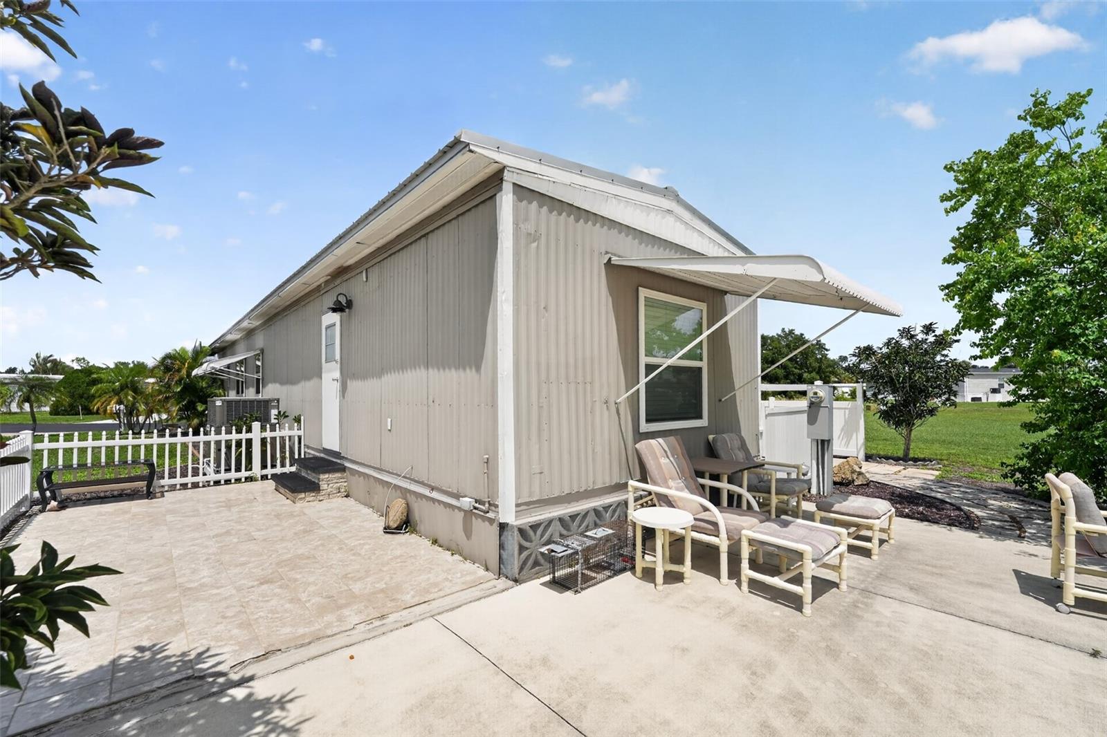 7424 WIDNESS LN, PORT CHARLOTTE, FL — photo 15