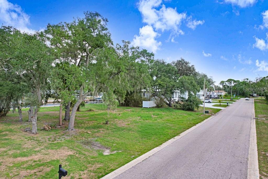 406 14TH ST SW, RUSKIN, FL — photo 8