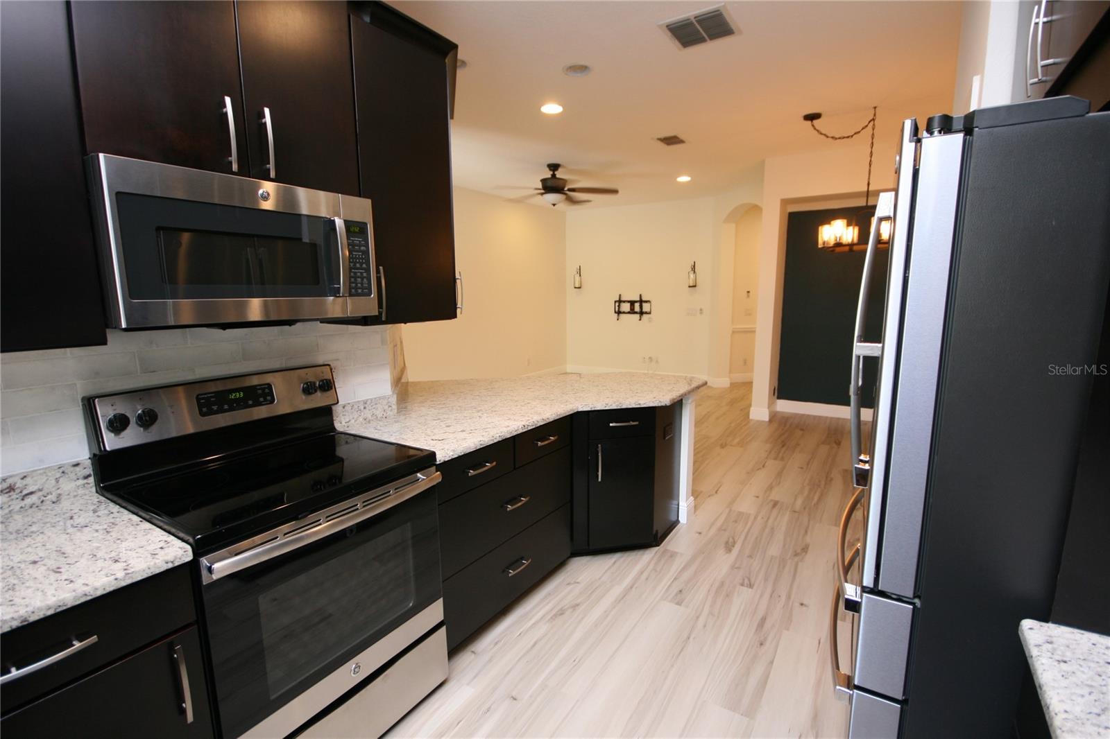 1504 MERLOT CT, OLDSMAR, FL — photo 17