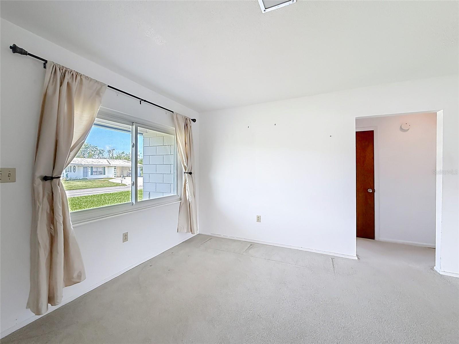 13225 COUNTRY CLUB DR, TAVARES, FL — photo 17