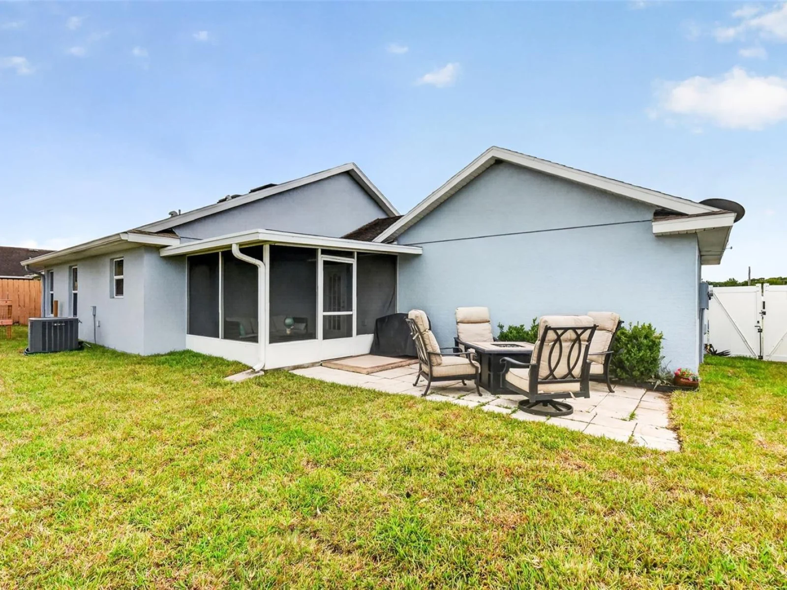 544 TORTOLA AVE, TAVARES, FL — photo 29