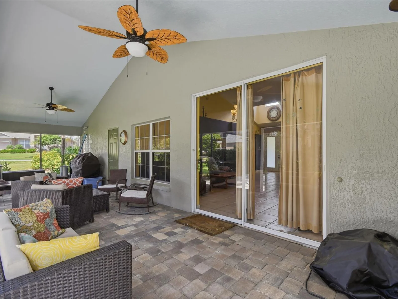 23354 OAK PRAIRIE CIR, SORRENTO, FL — photo 9