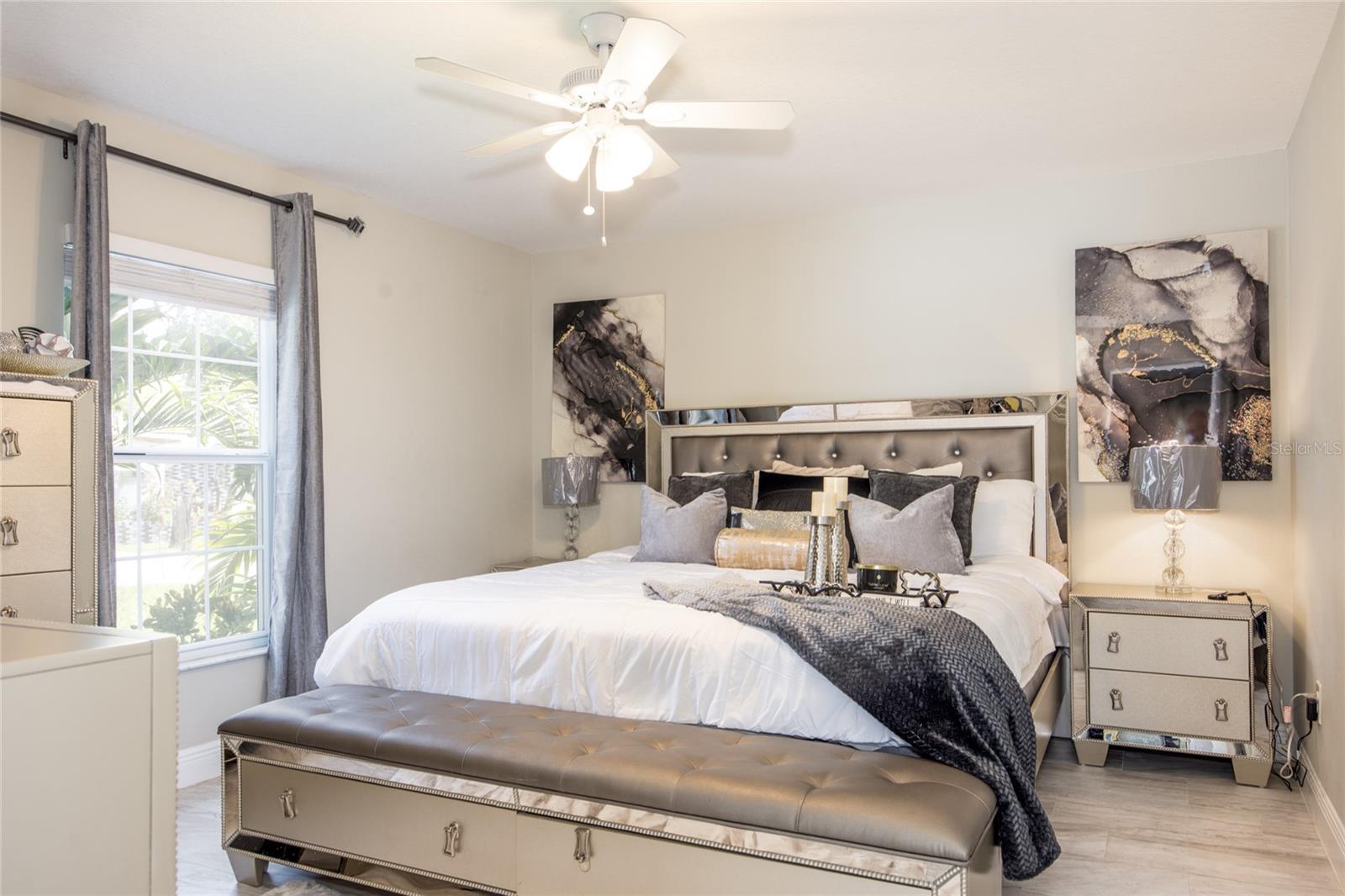 811 HOFFMAN BLVD, TAMPA, FL — photo 4