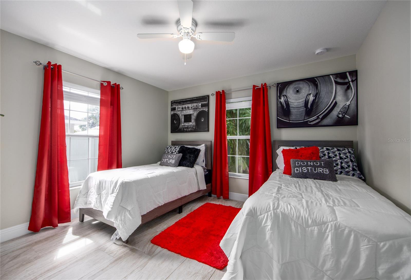811 HOFFMAN BLVD, TAMPA, FL — photo 11