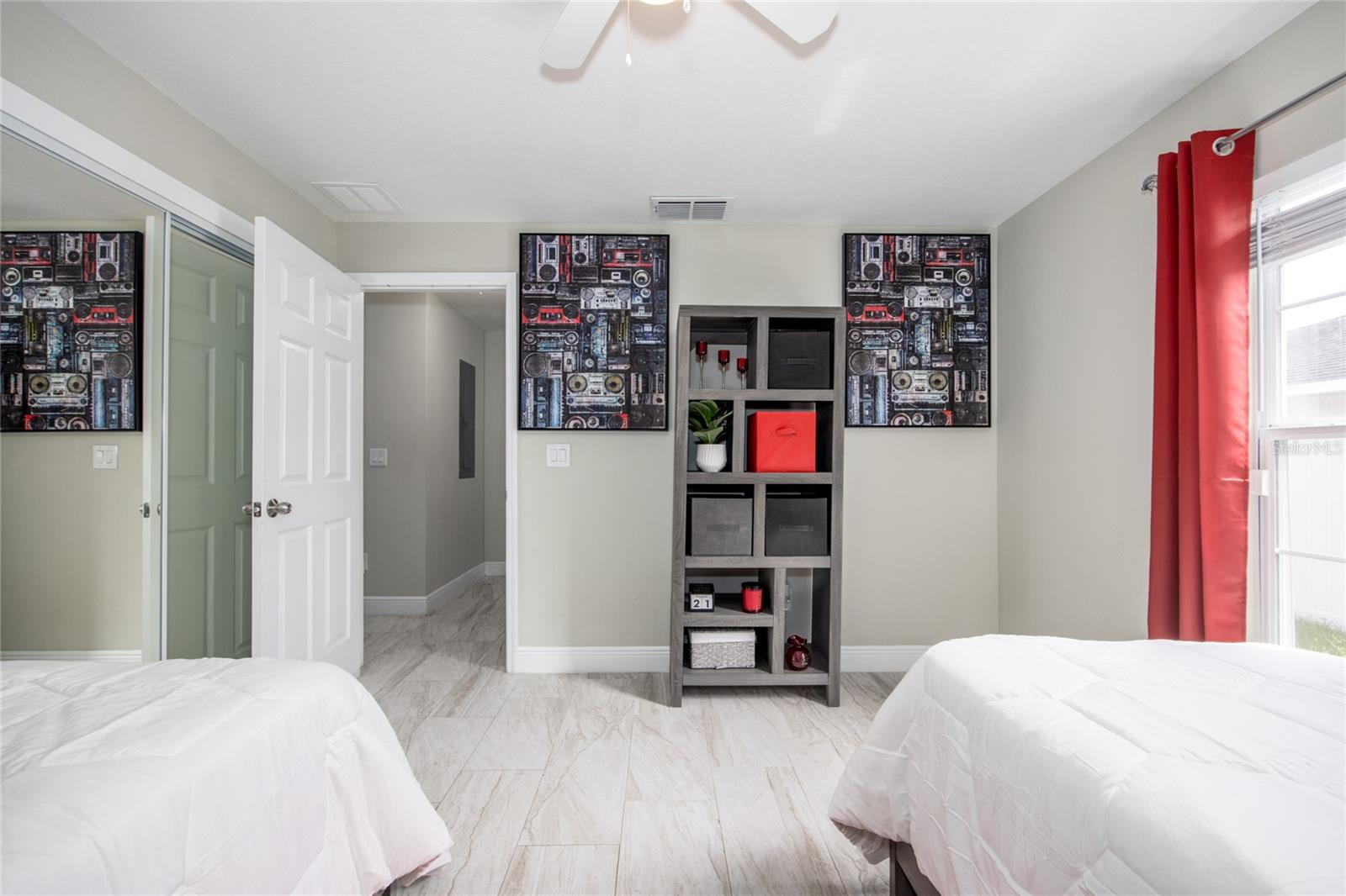811 HOFFMAN BLVD, TAMPA, FL — photo 12