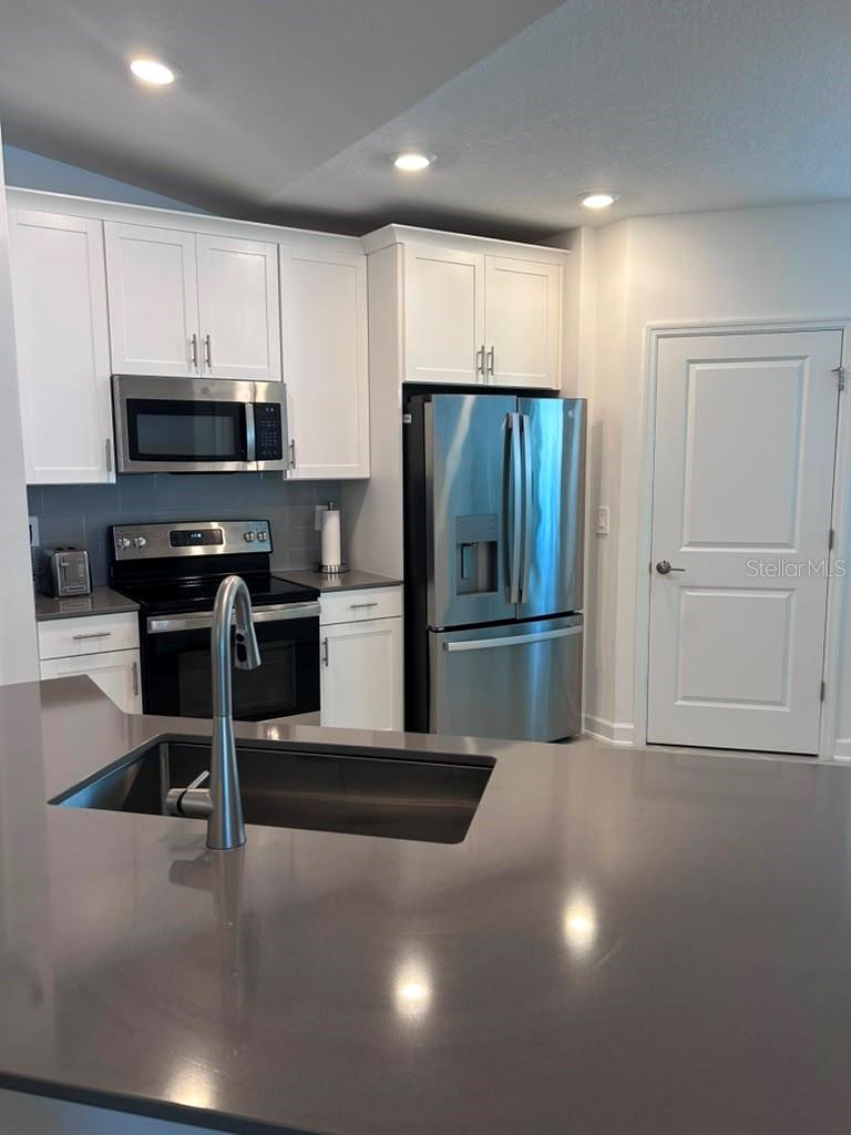3063 PARK VALE RD, ST CLOUD, FL — photo 7
