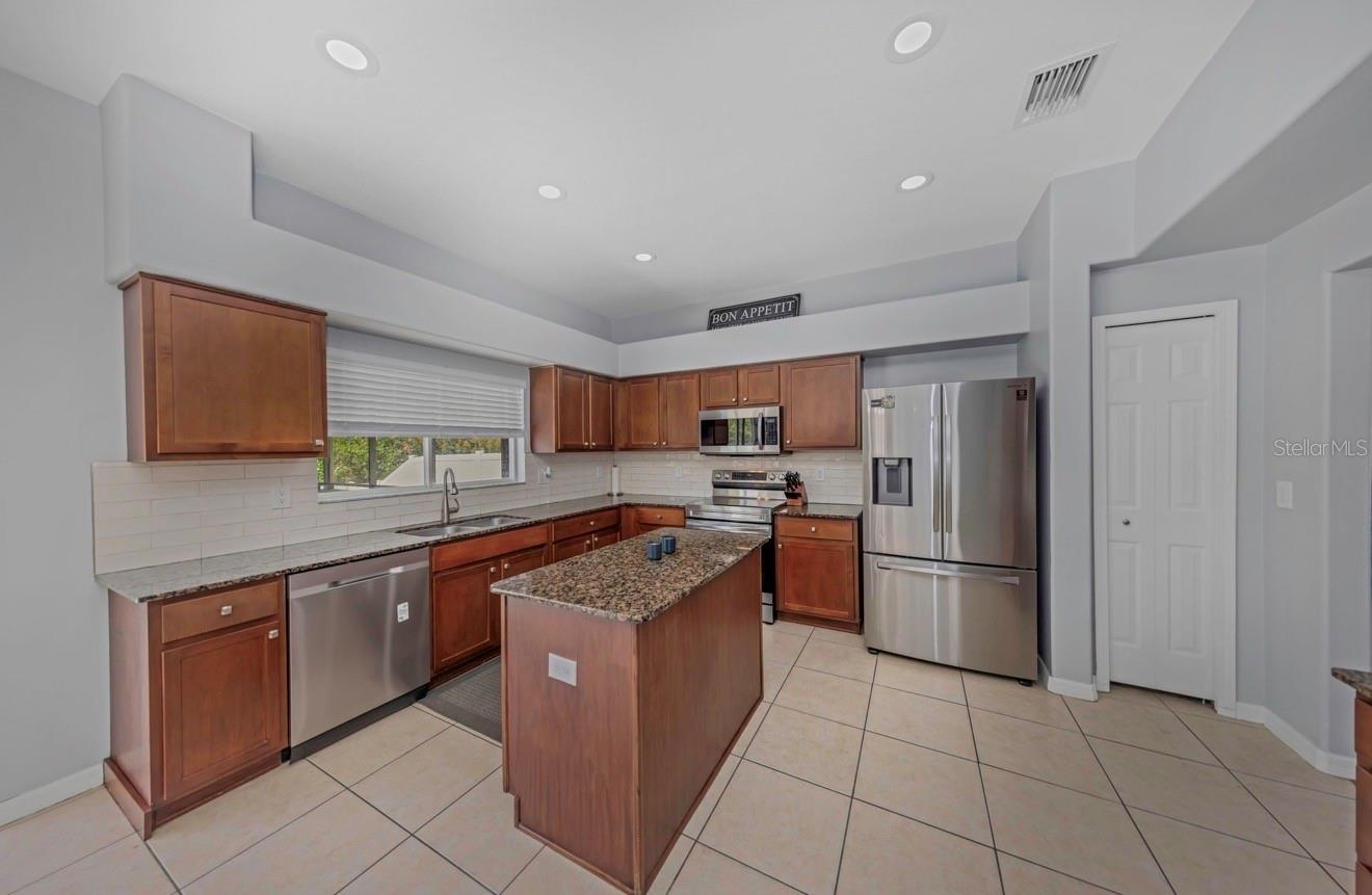 1853 PINK GUARA CT, NEW PORT RICHEY, FL — photo 12