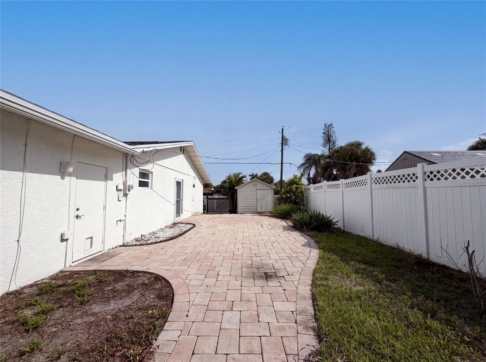 1672 JUPITER RD, VENICE, FL — photo 28