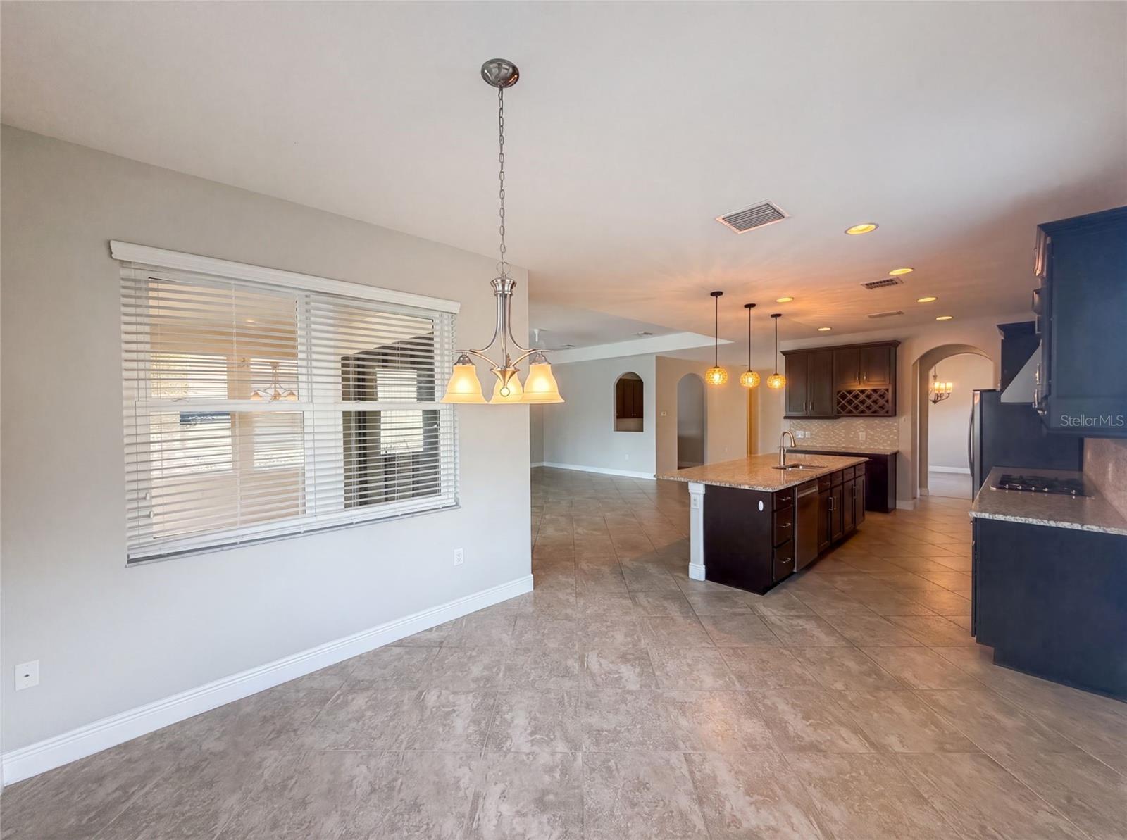 2575 GRAND LAKESIDE DR, PALM HARBOR, FL — photo 8