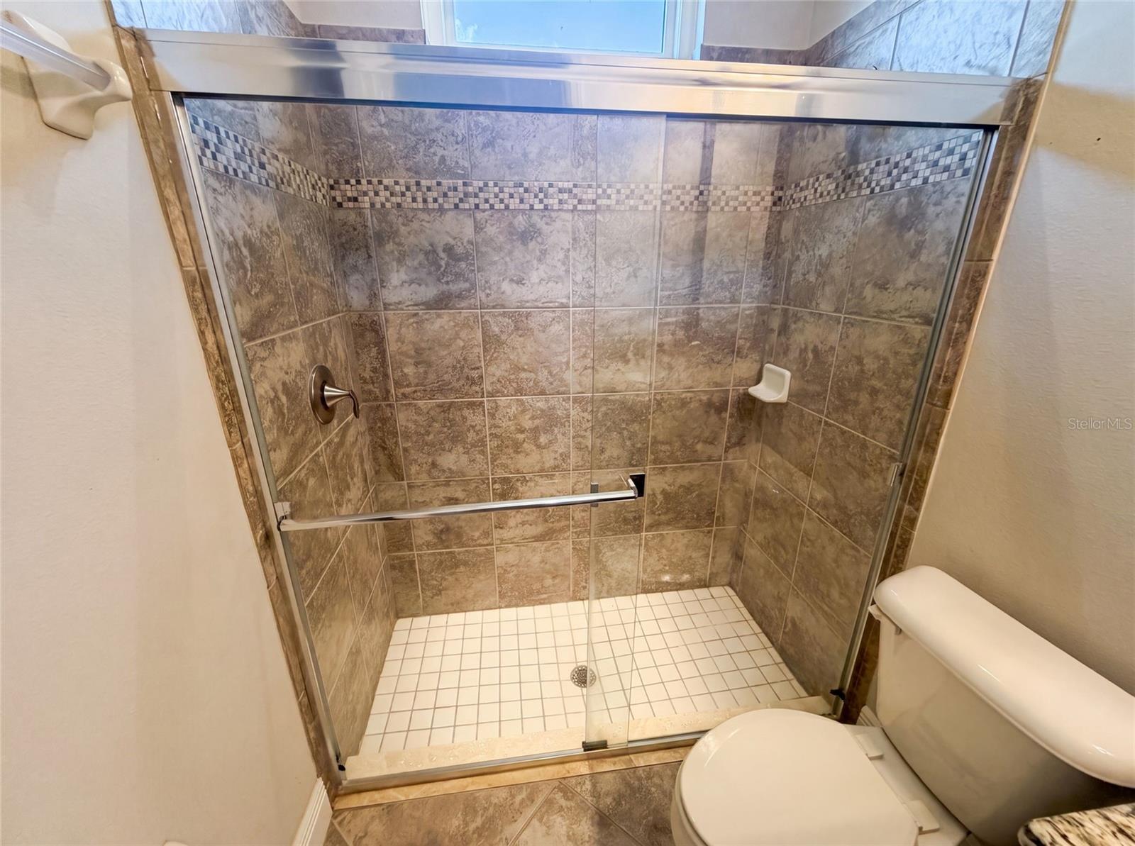 2575 GRAND LAKESIDE DR, PALM HARBOR, FL — photo 21