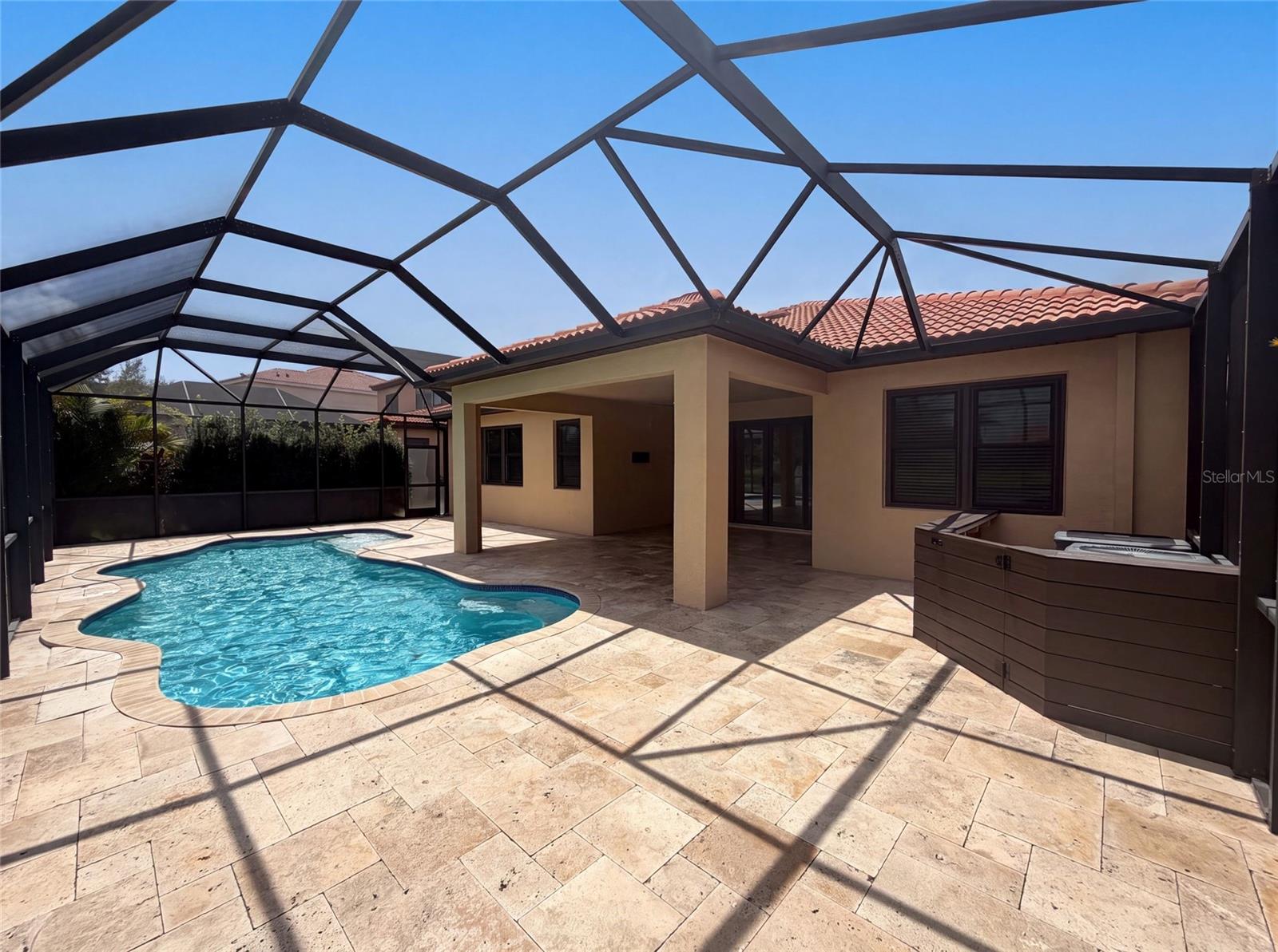 2575 GRAND LAKESIDE DR, PALM HARBOR, FL — photo 38