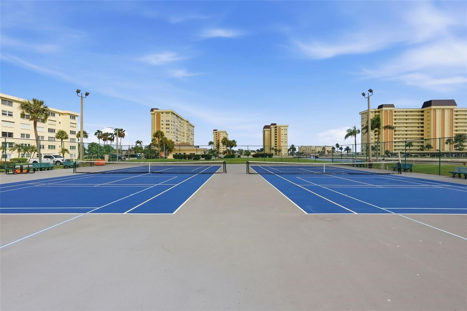 4775 COVE CIR #106, ST PETERSBURG, FL — photo 33