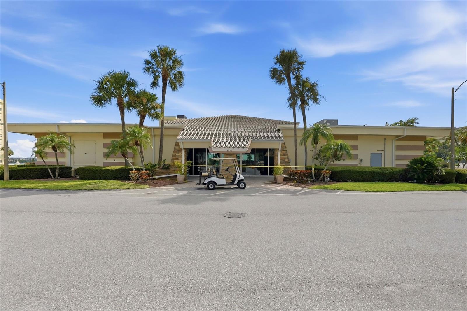 4775 COVE CIR #106, ST PETERSBURG, FL — photo 35