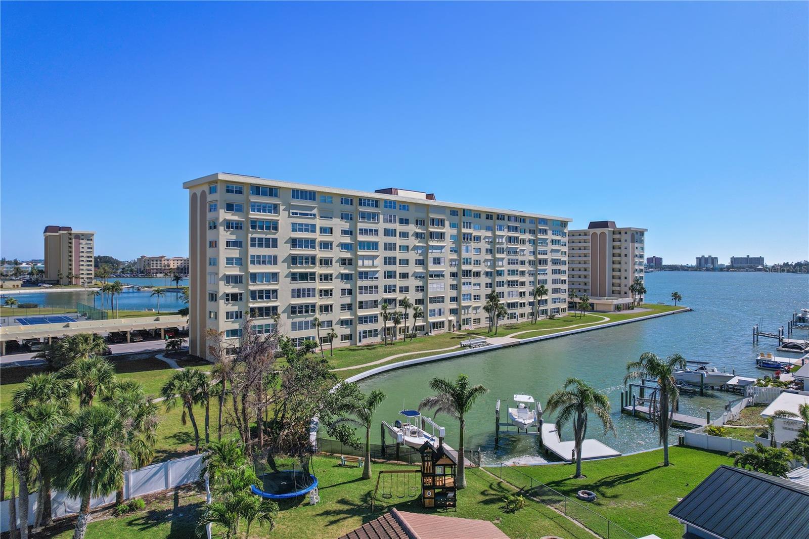 4775 COVE CIR #106, ST PETERSBURG, FL — photo 48