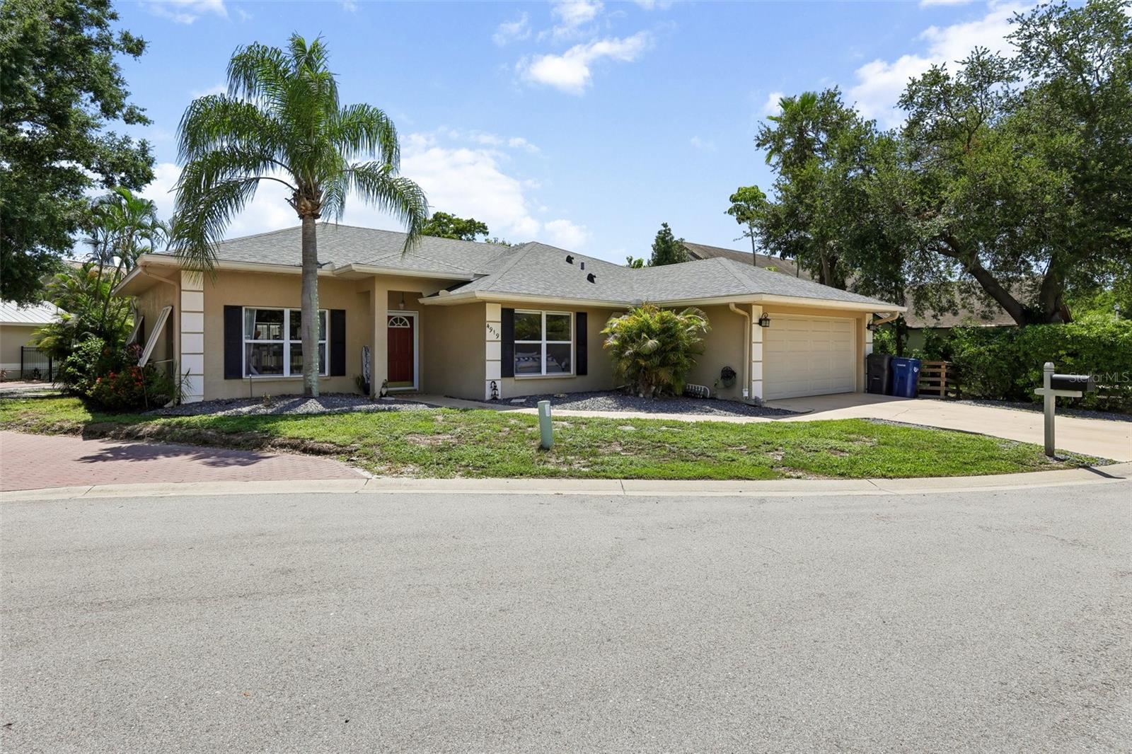 4919 32ND AVENUE DR W, BRADENTON, FL — photo 2