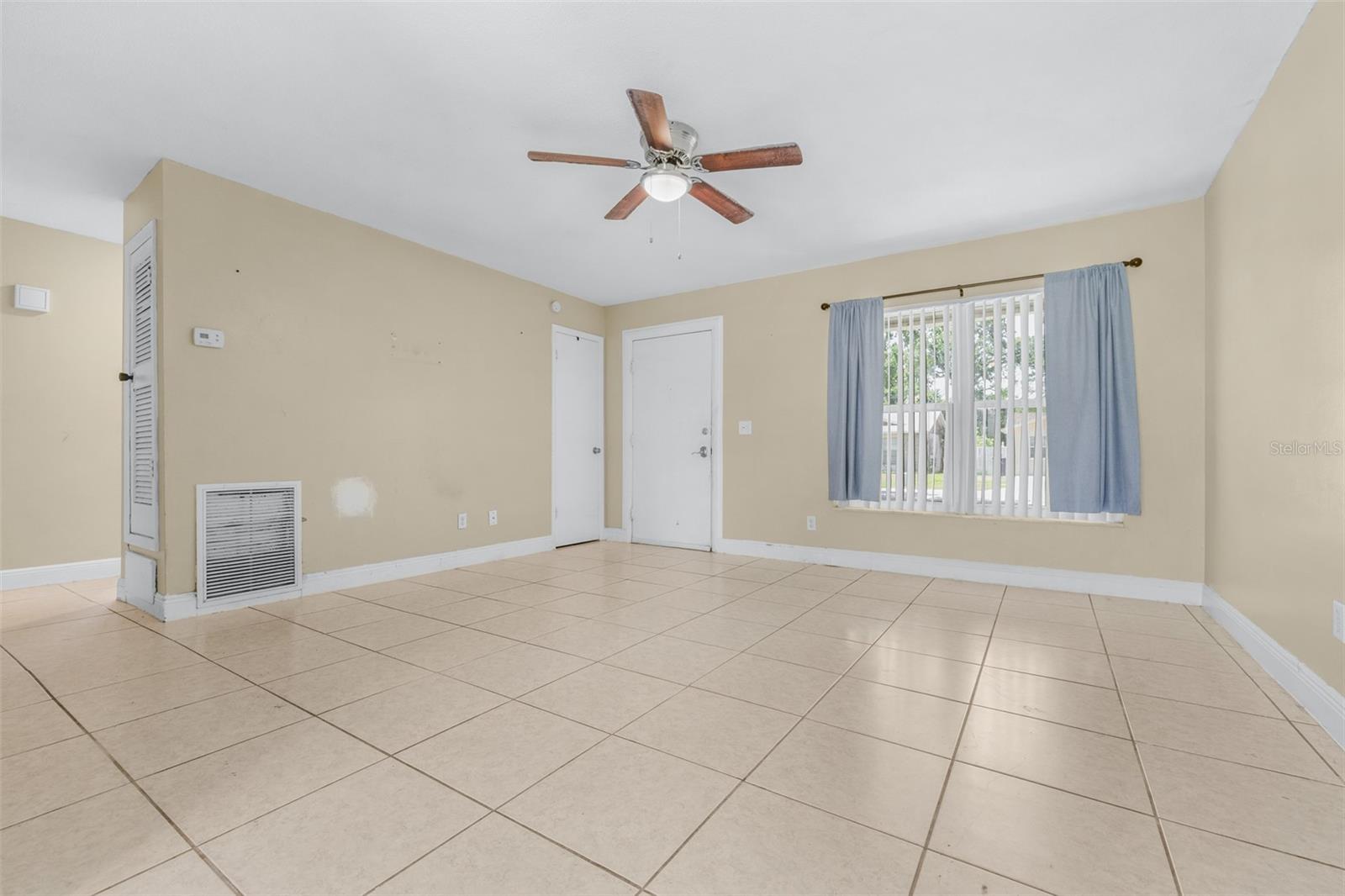 911 W GASTON PL, TAMPA, FL — photo 5