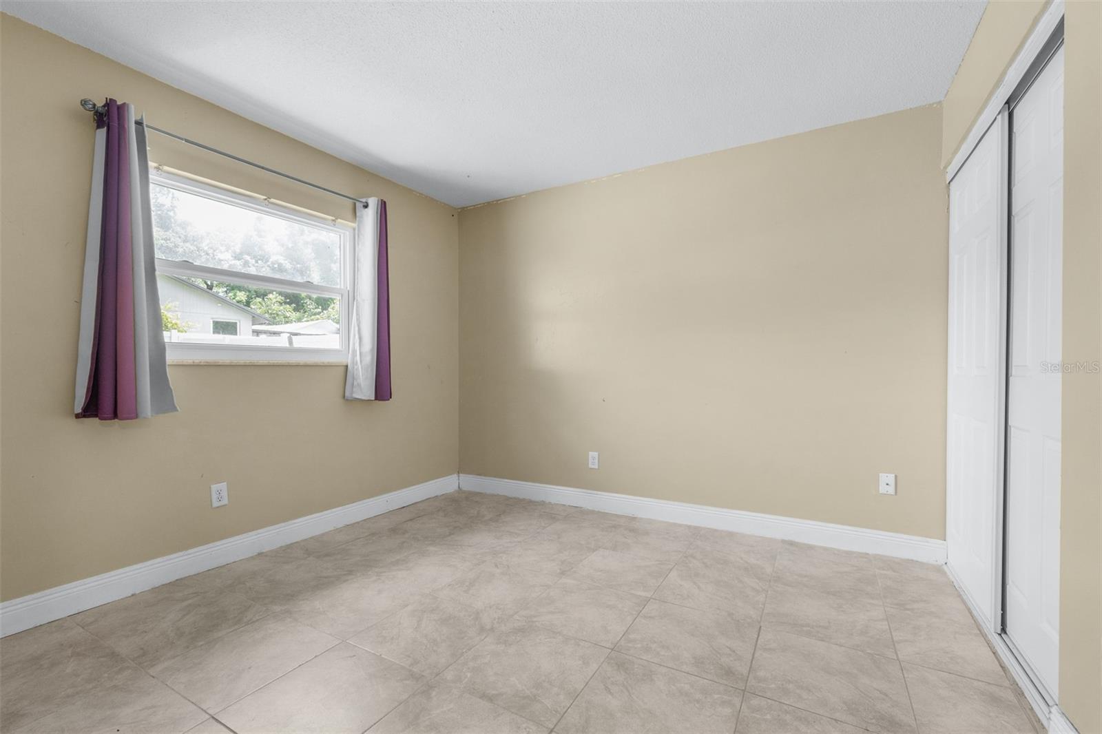 911 W GASTON PL, TAMPA, FL — photo 16