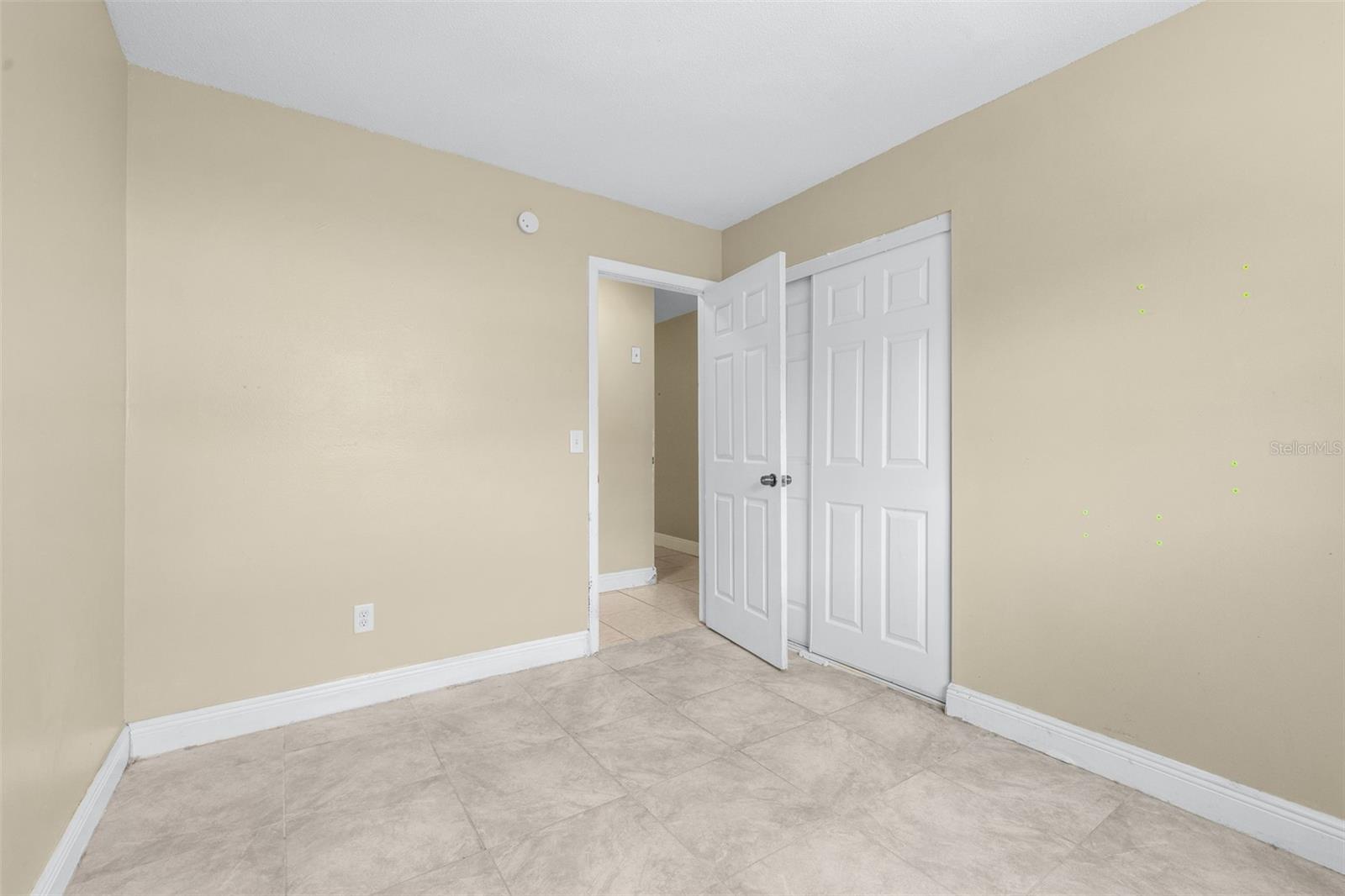 911 W GASTON PL, TAMPA, FL — photo 21