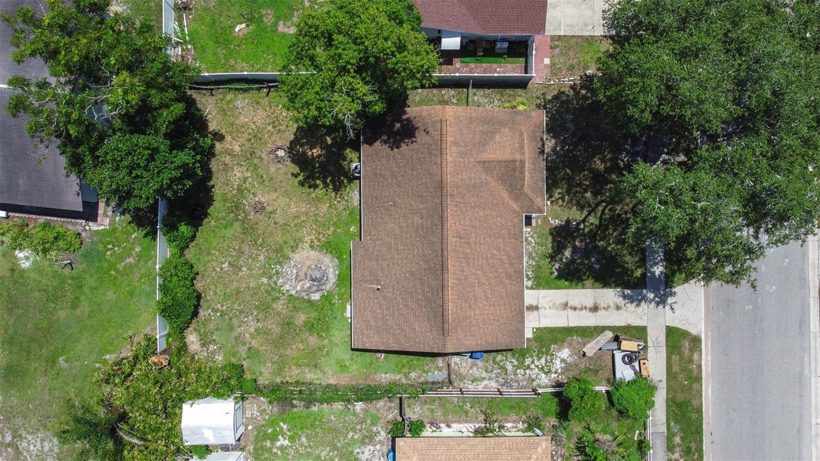 911 W GASTON PL, TAMPA, FL — photo 36
